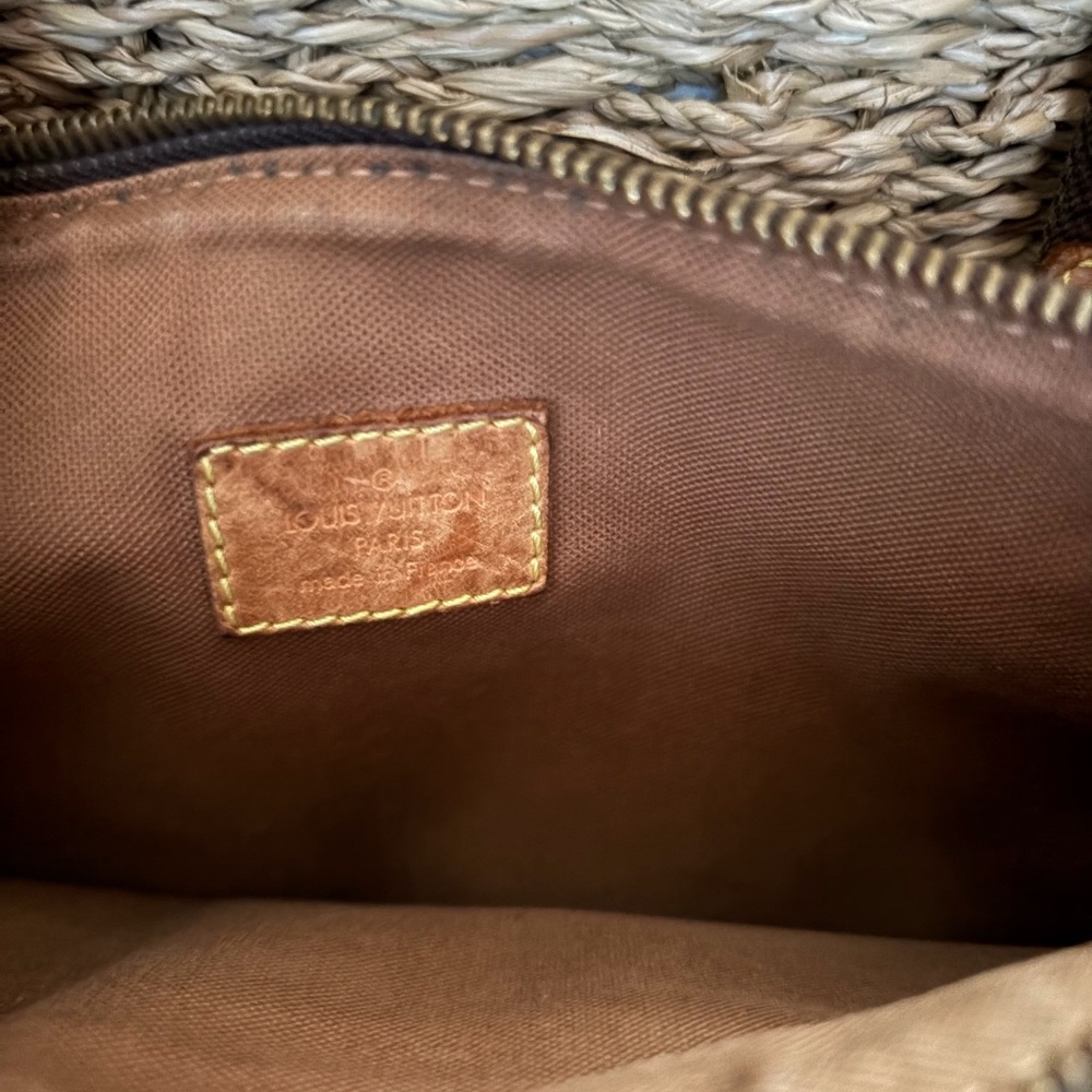 LV CROSSBODY MONOGRAM BAG - Picture 2 of 8